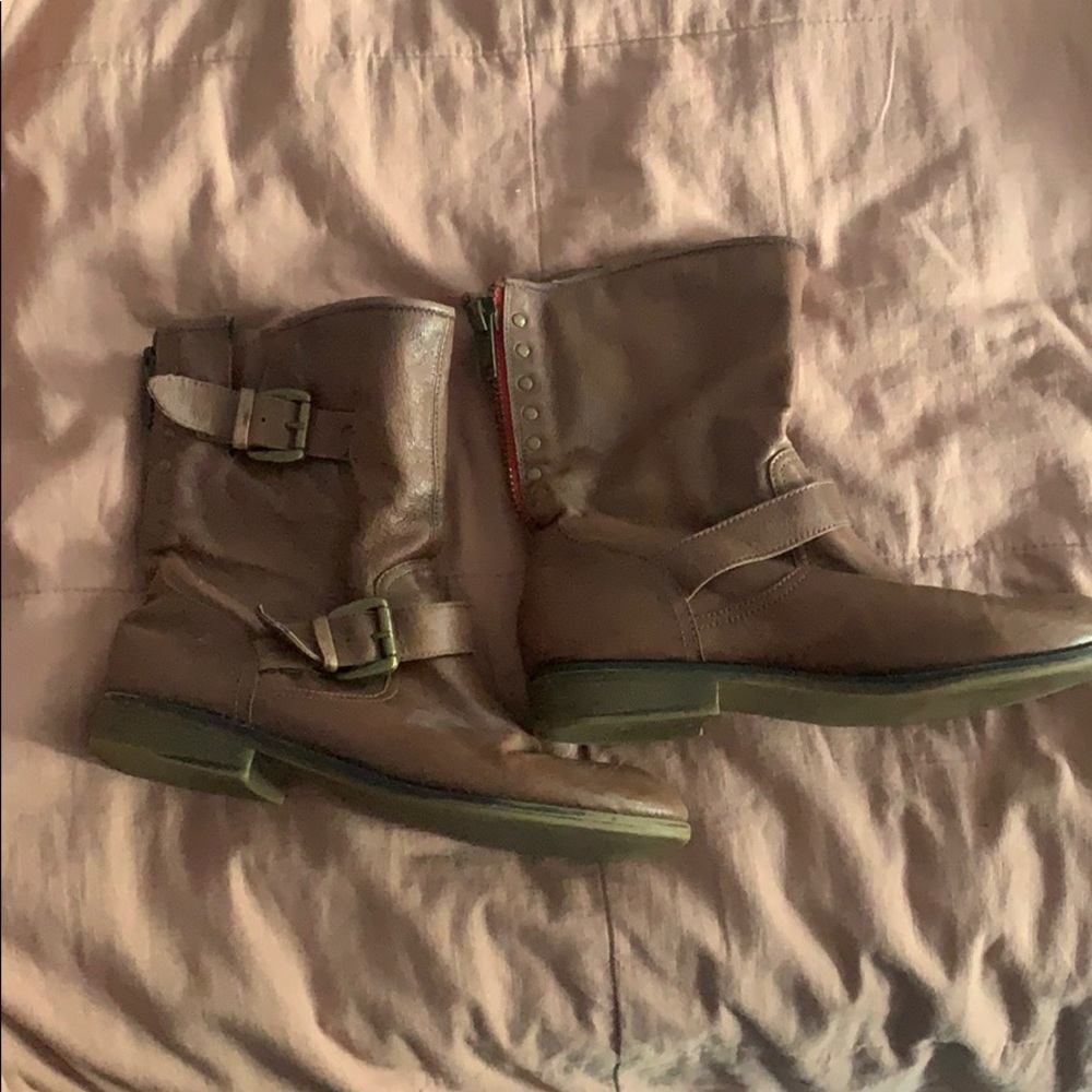 🍂Steve Madden Leather Boots Size 9